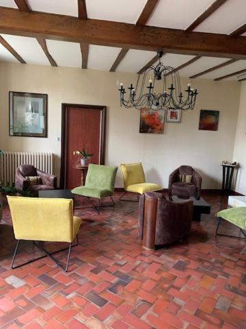 Hotel Logis Domaine du Prieuré Tonnay-Boutonne Exterior foto